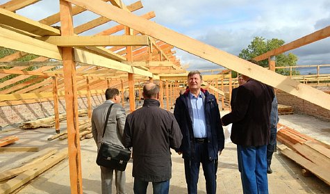 Депутаты проконтролировали ремонт Желтинской школы